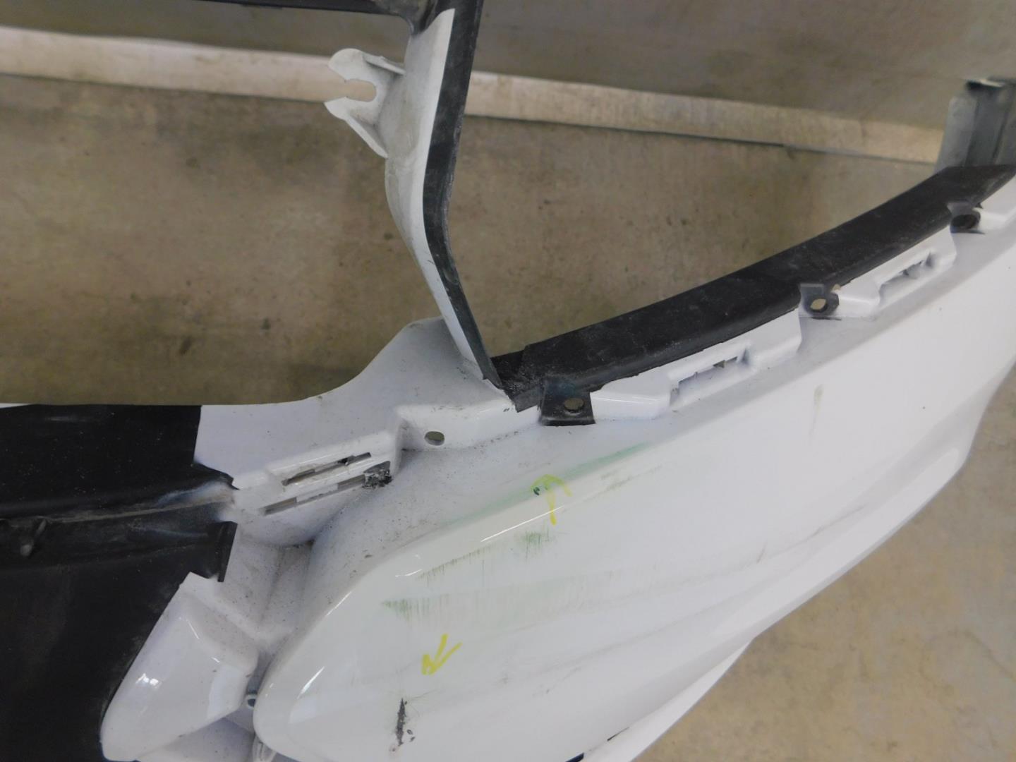 Бампер передний