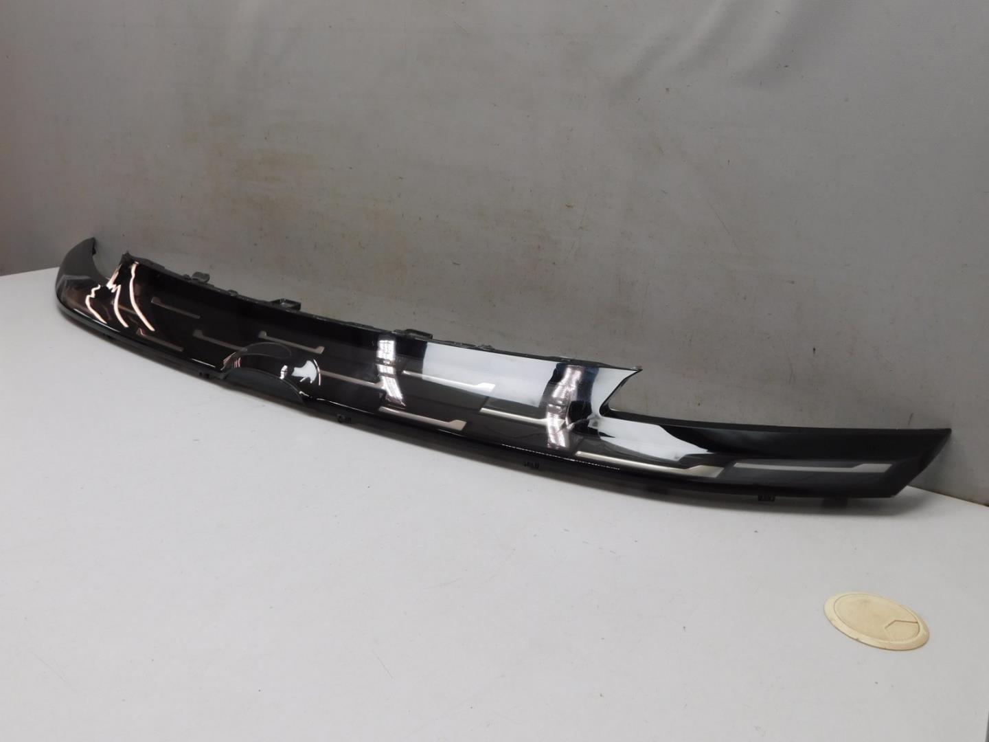 Накладка на решетку радиатора