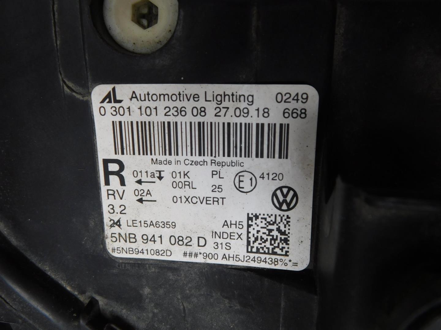 Фара правая