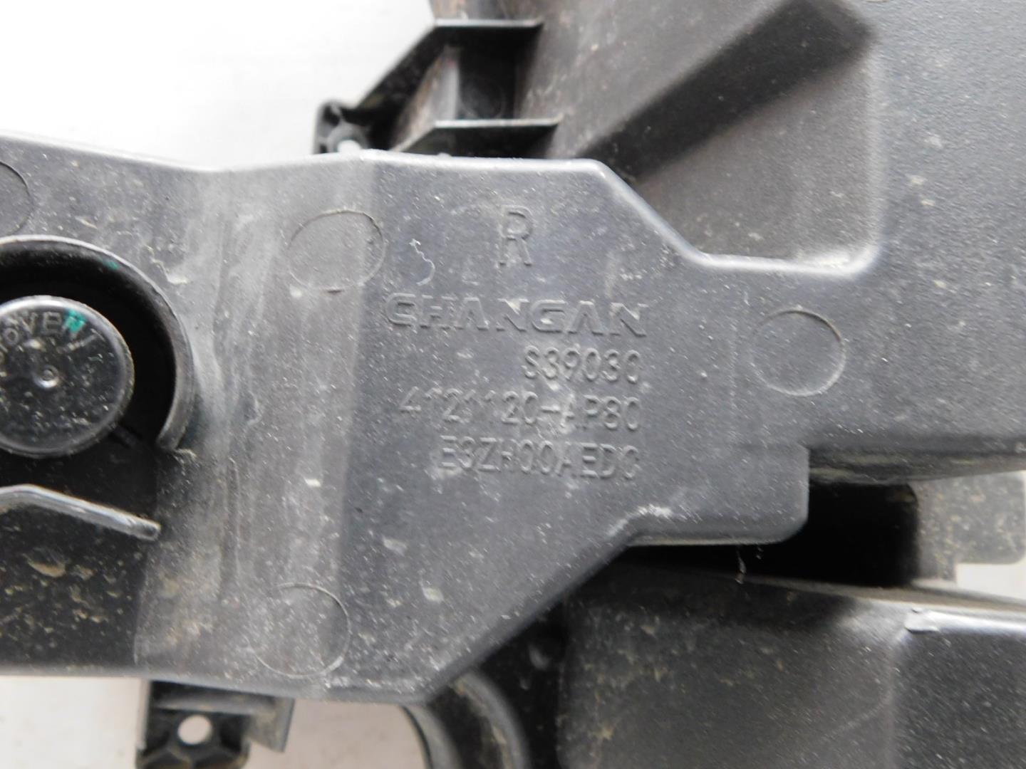 Габарит передний правый