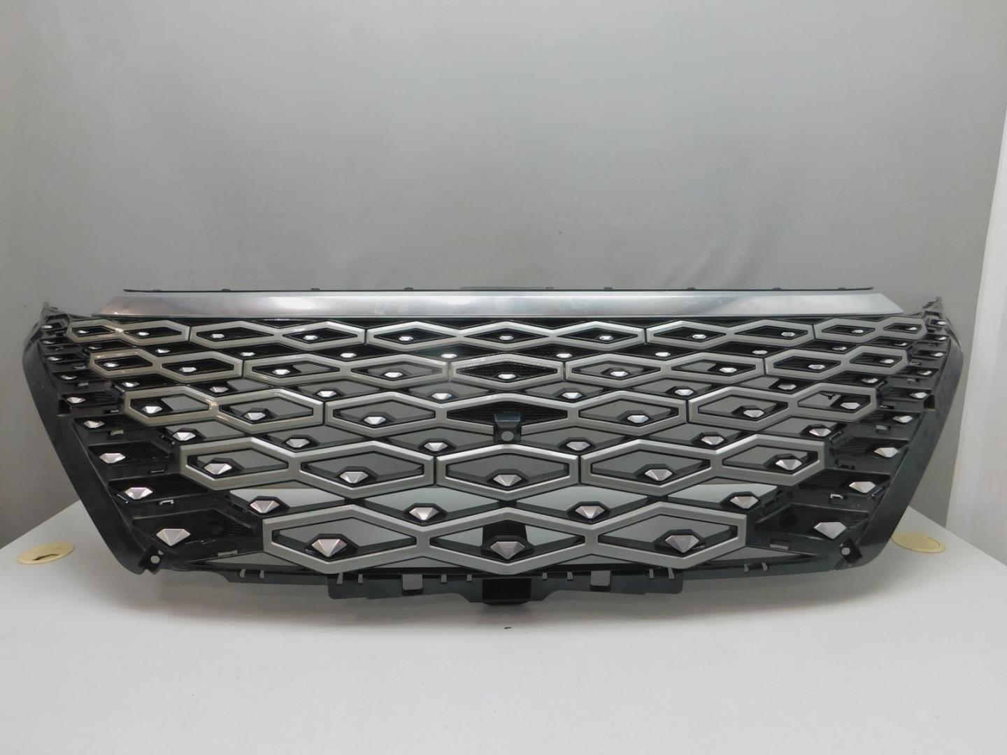 Решетка радиатора