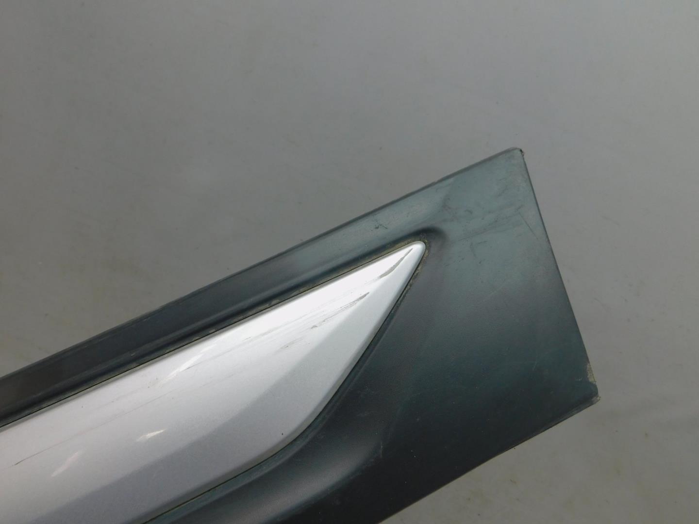 Накладка двери задней левой