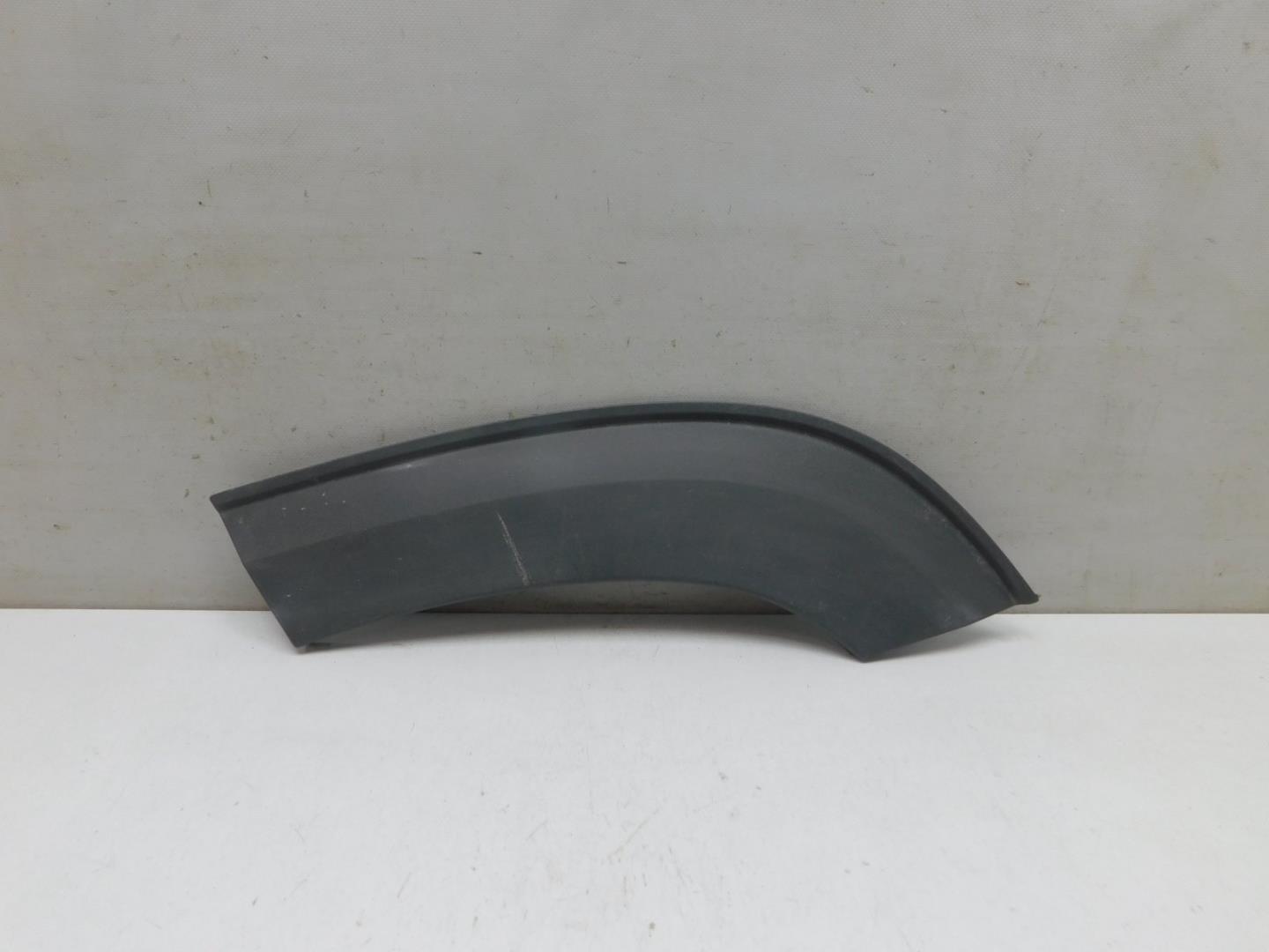 Накладка двери задней левой