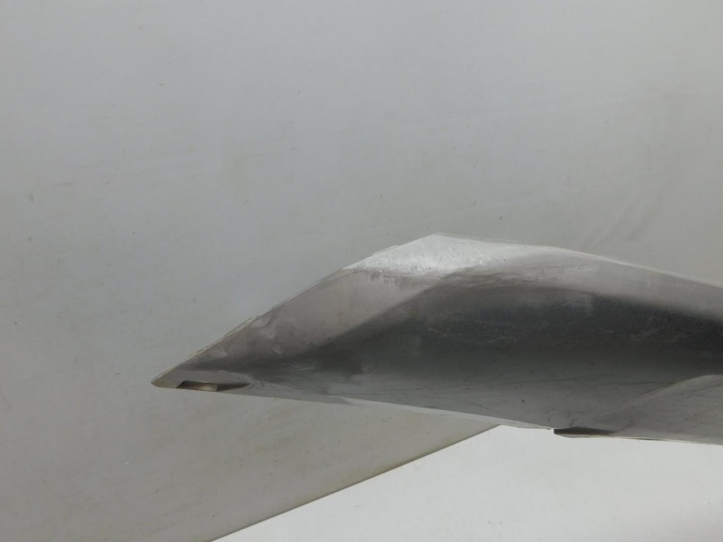 Накладка переднего бампера