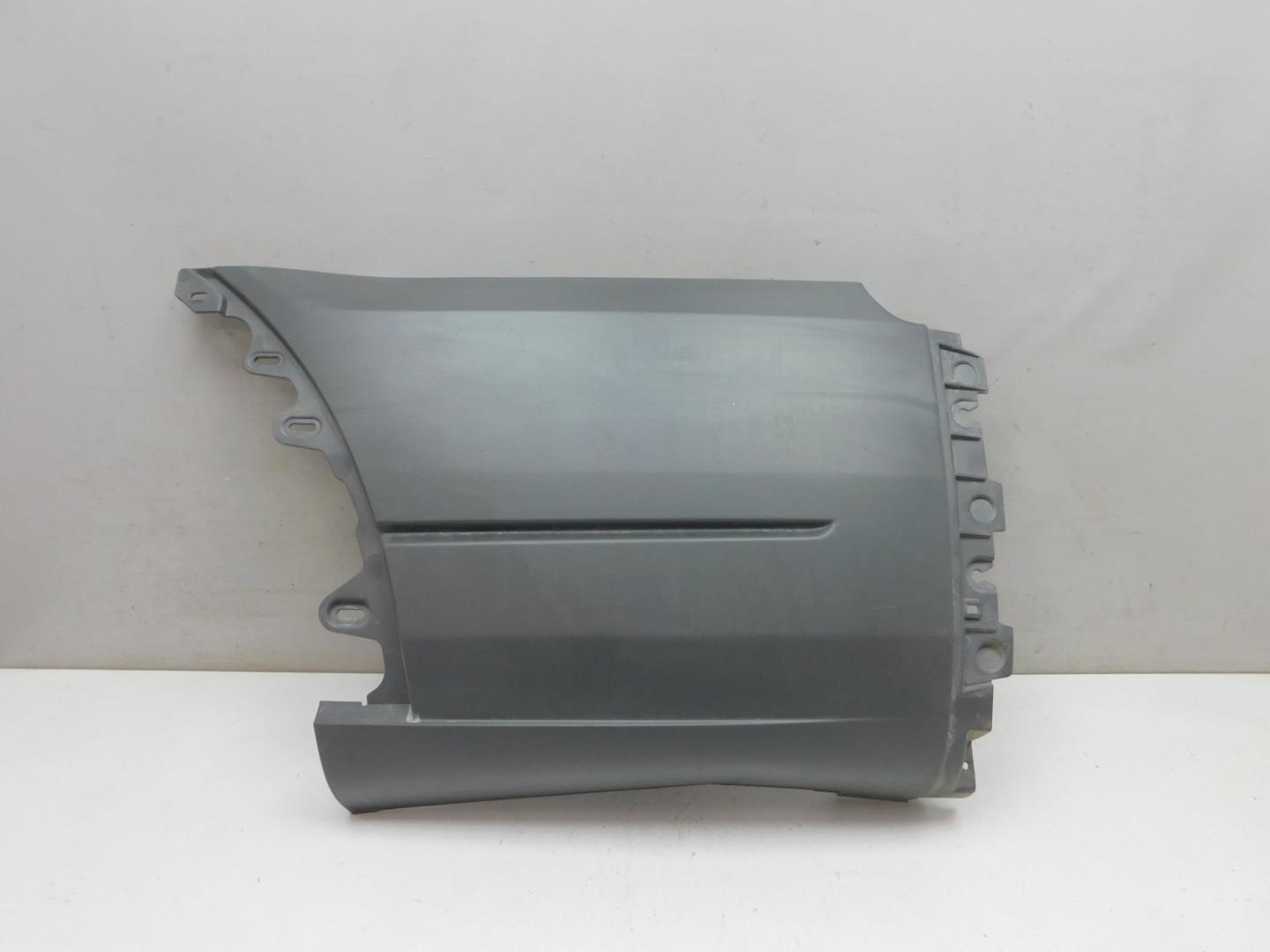 Накладка заднего бампера левая