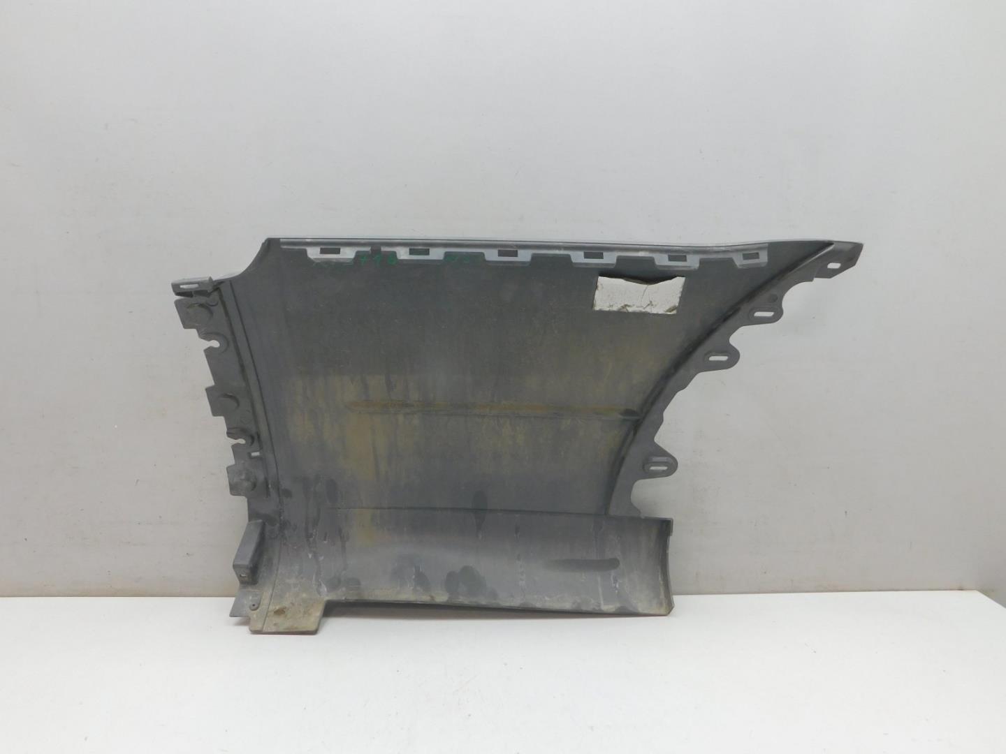 Накладка заднего бампера левая