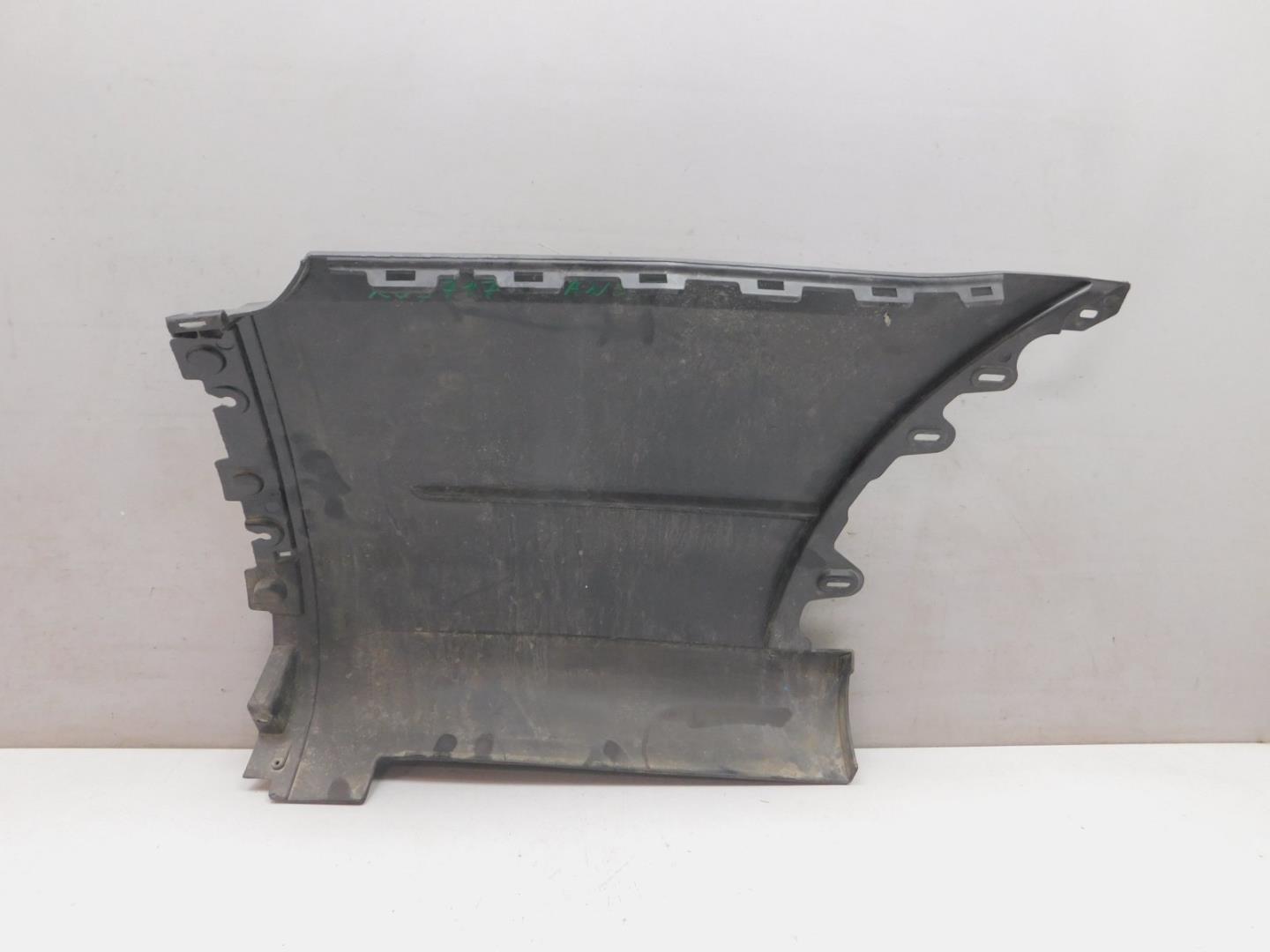 Накладка заднего бампера левая