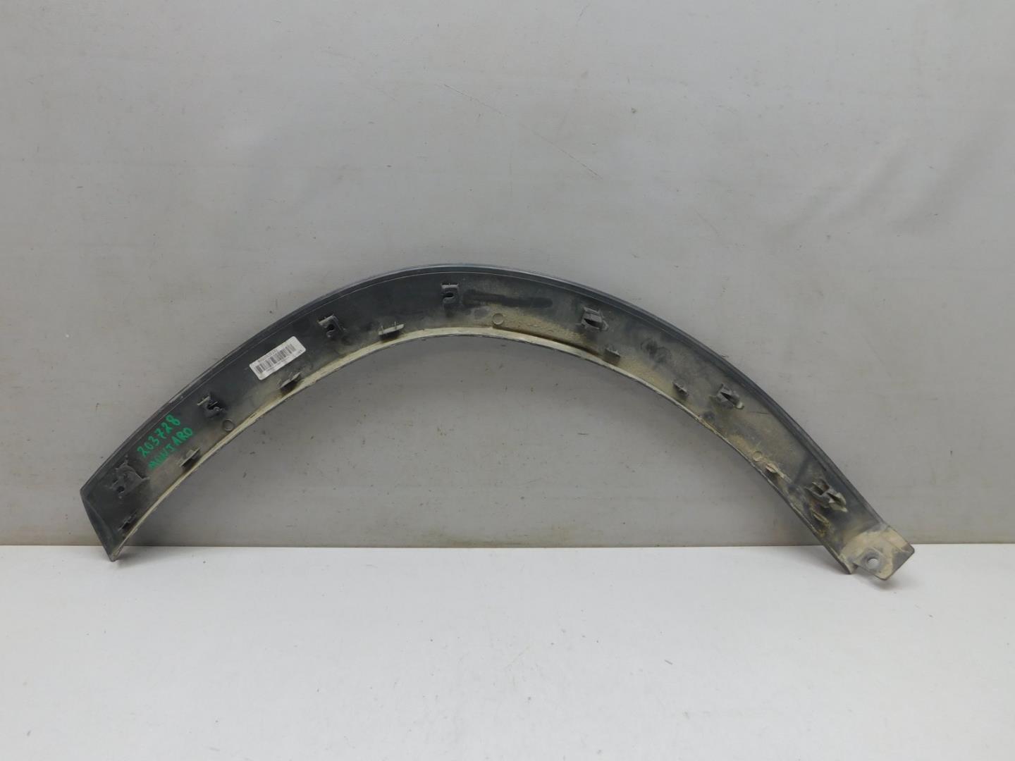 Накладка заднего крыла правого