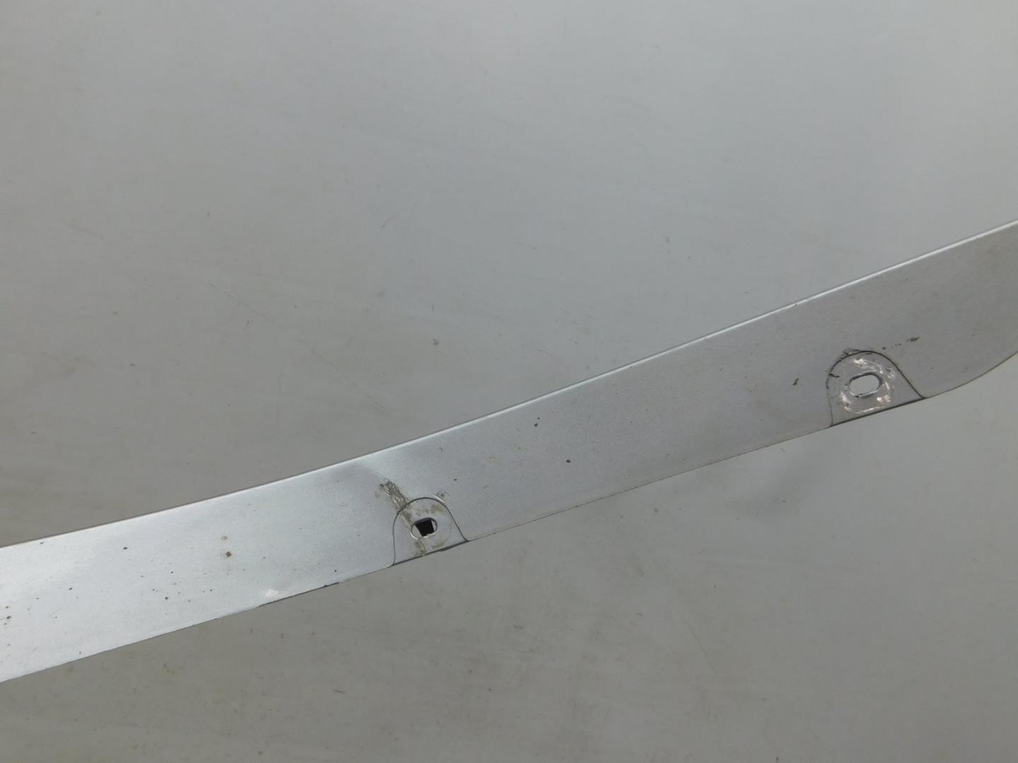 Накладка заднего крыла левого