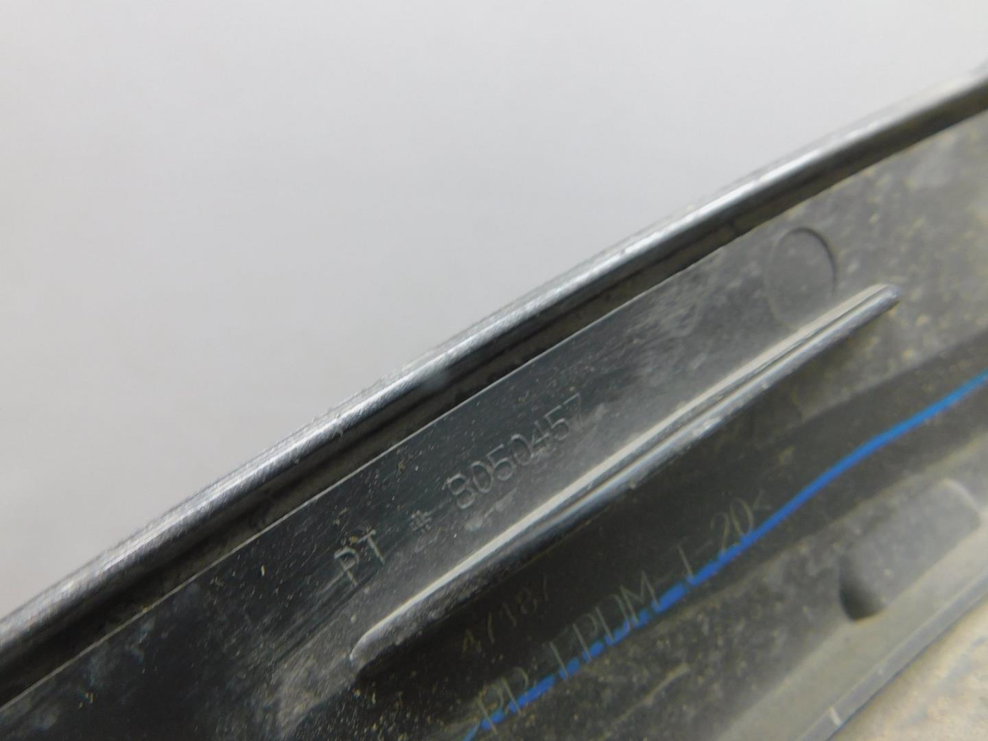 Накладка заднего крыла левого