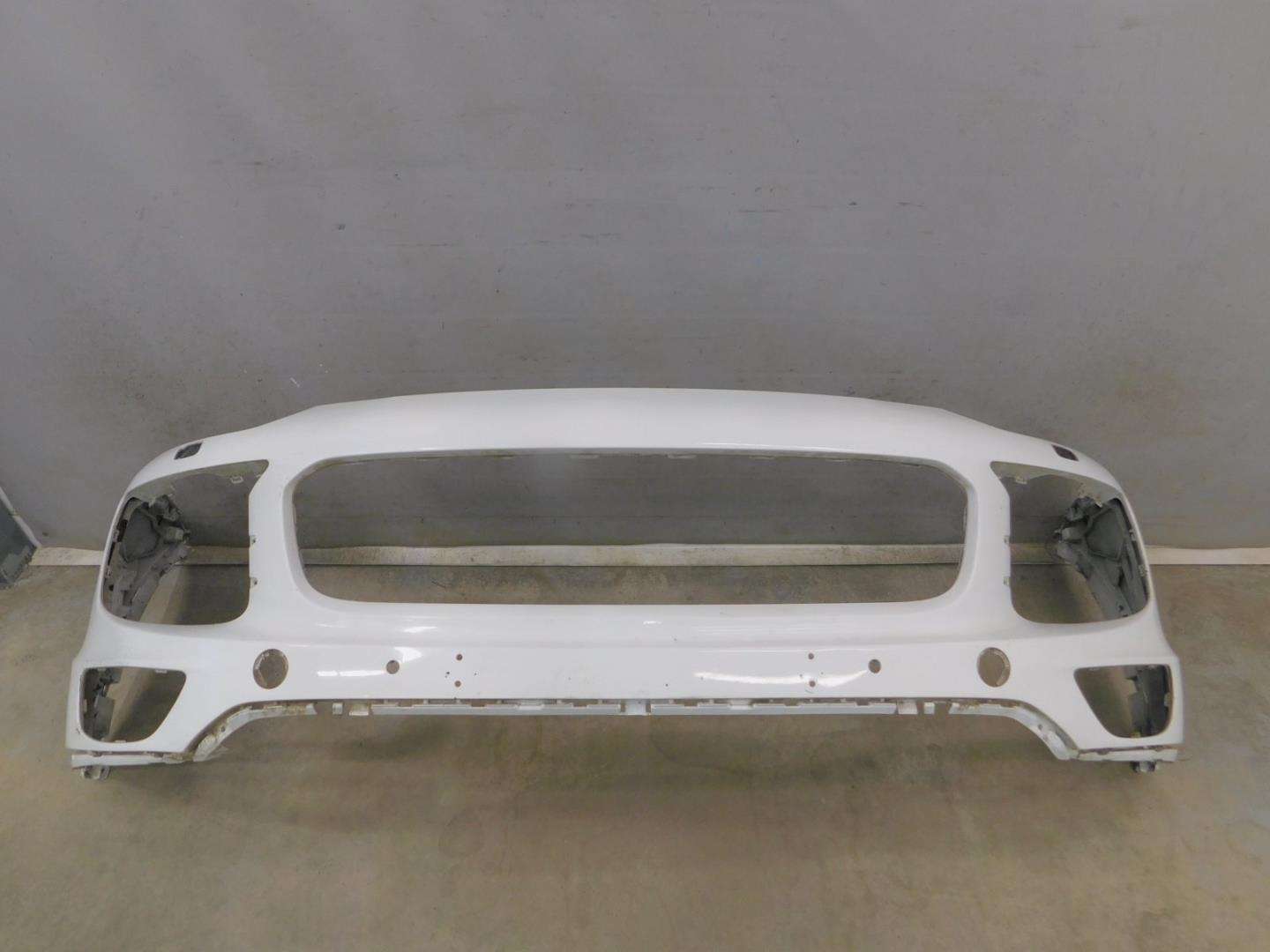 Бампер передний