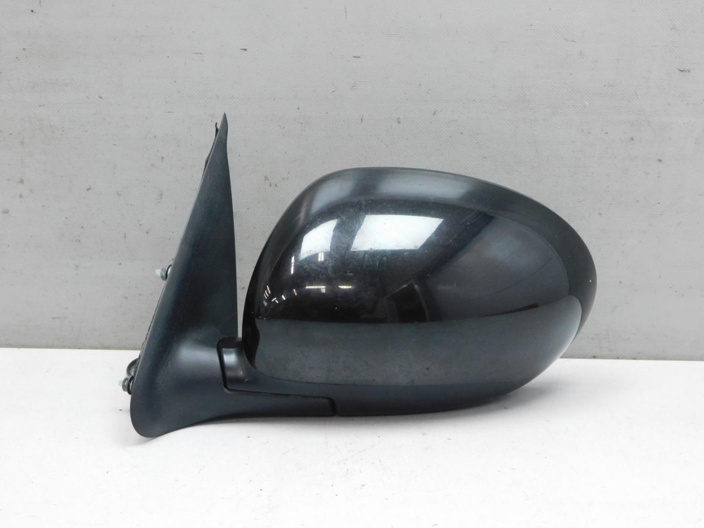 Зеркало левое электрическое