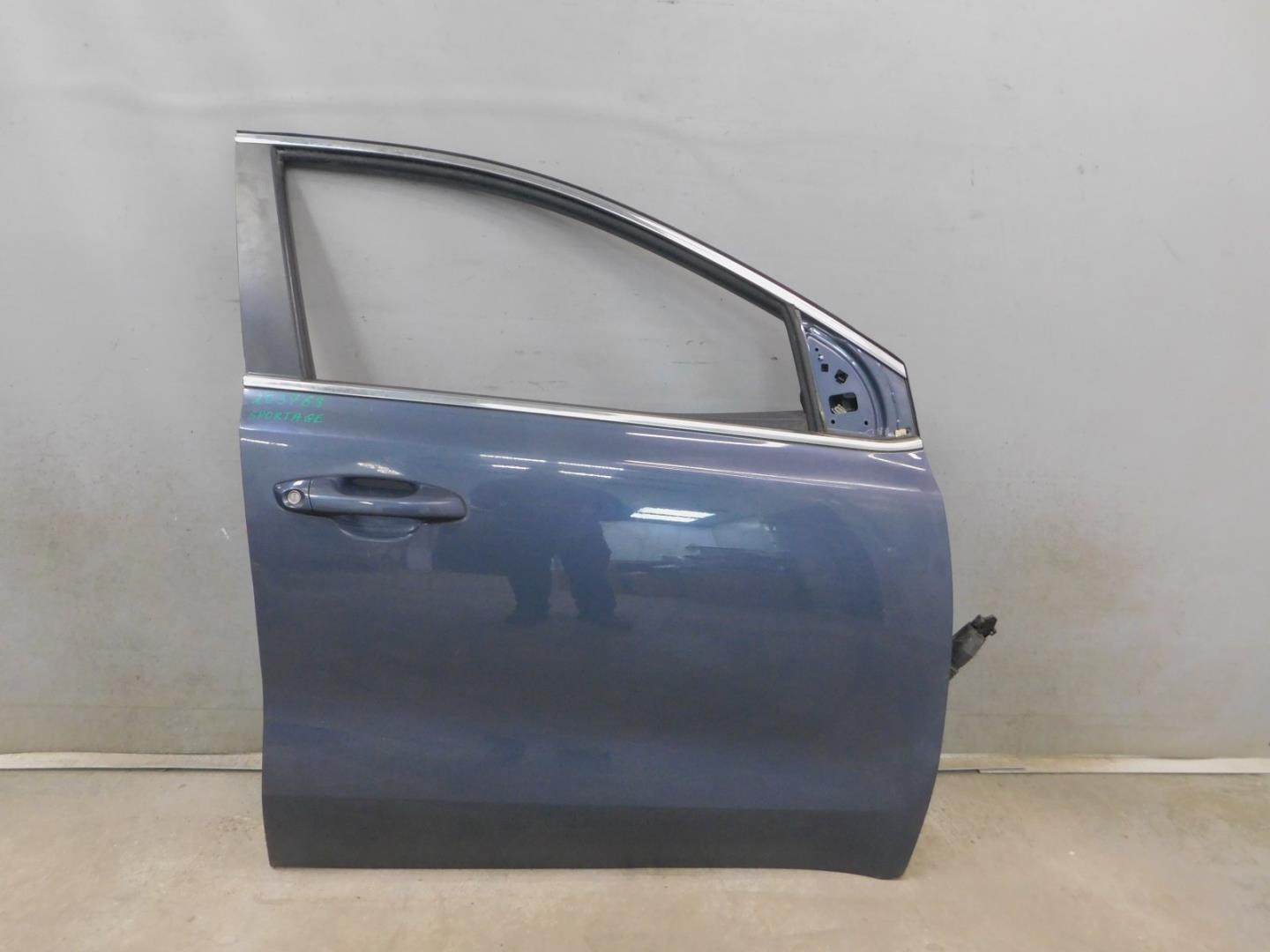 Дверь передняя правая