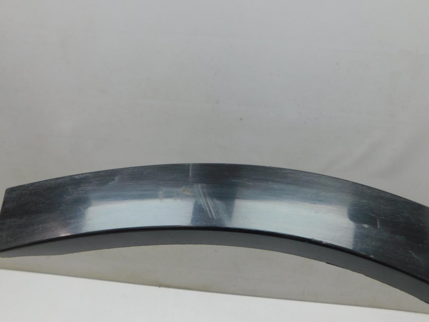 Накладка заднего крыла правого