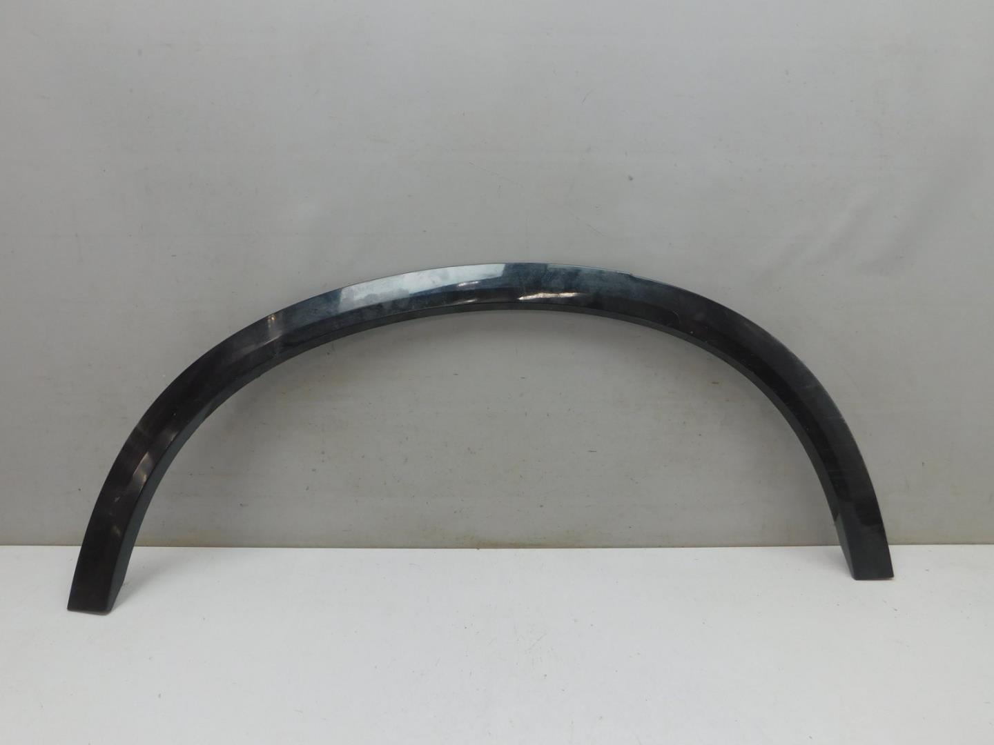 Накладка заднего крыла правого