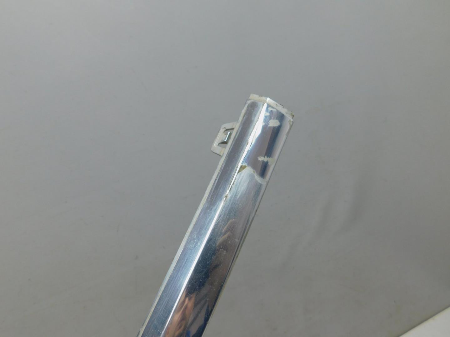 Молдинг переднего бампера