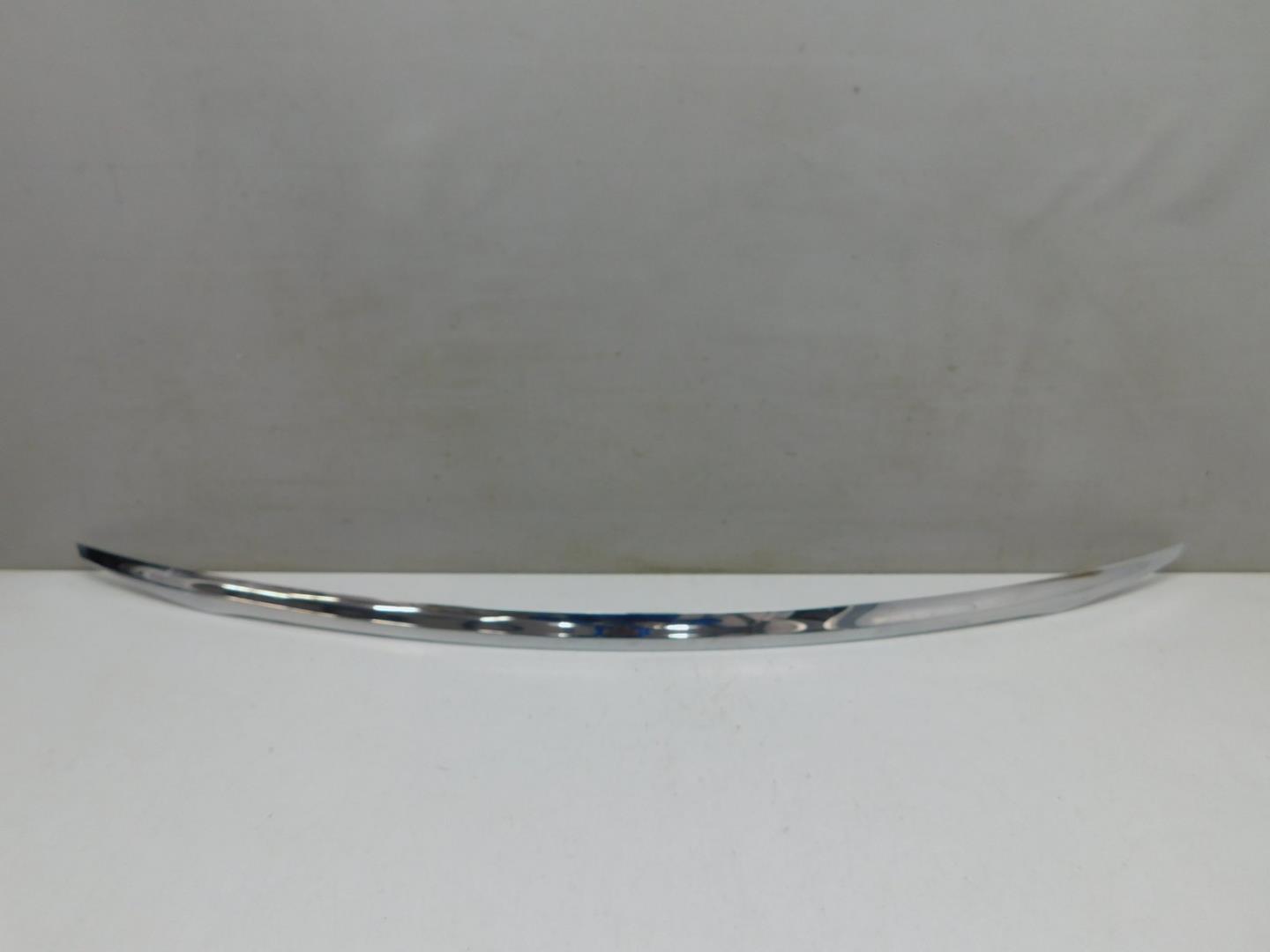 Накладка двери багажника