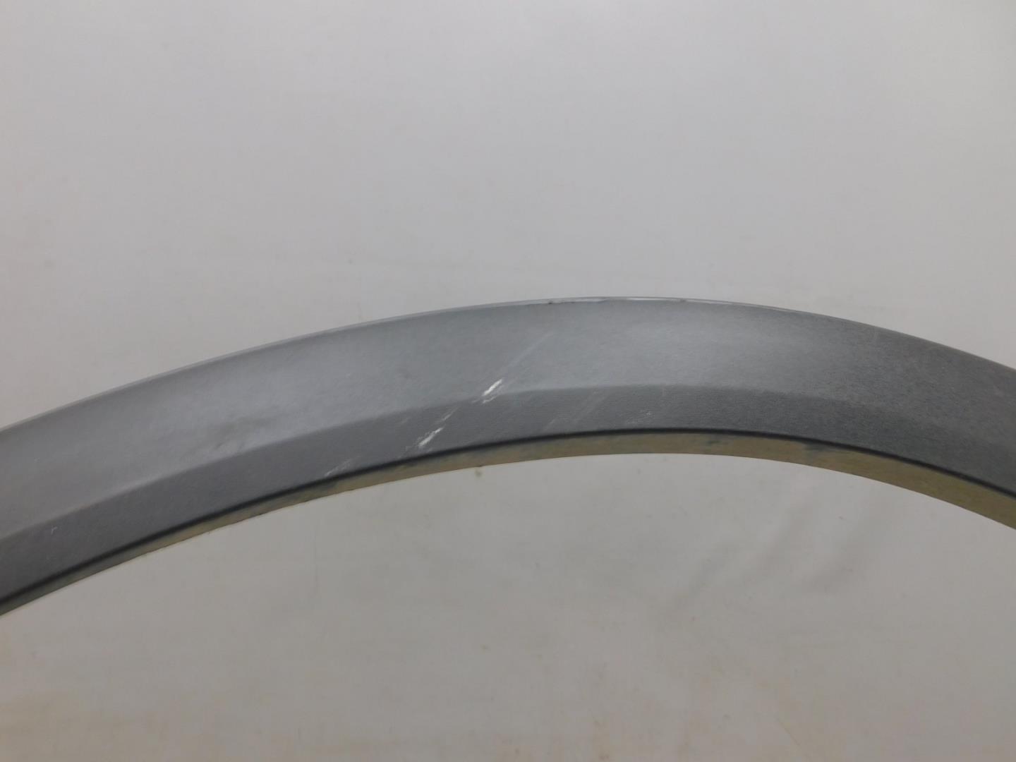 Накладка заднего крыла правого