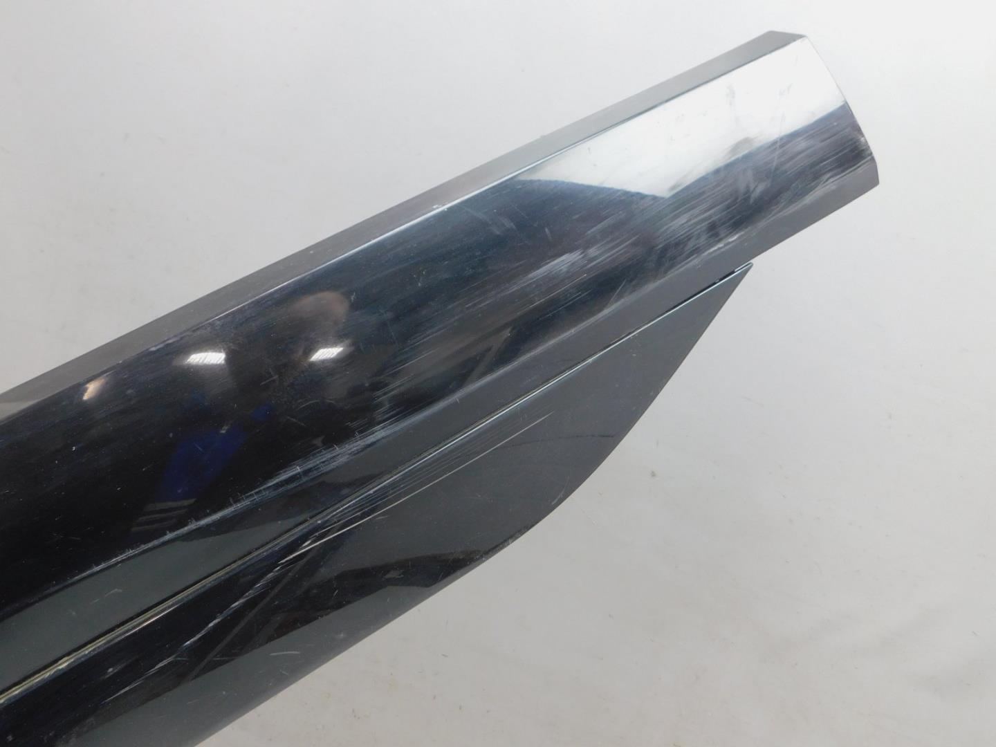 Накладка двери задней правой