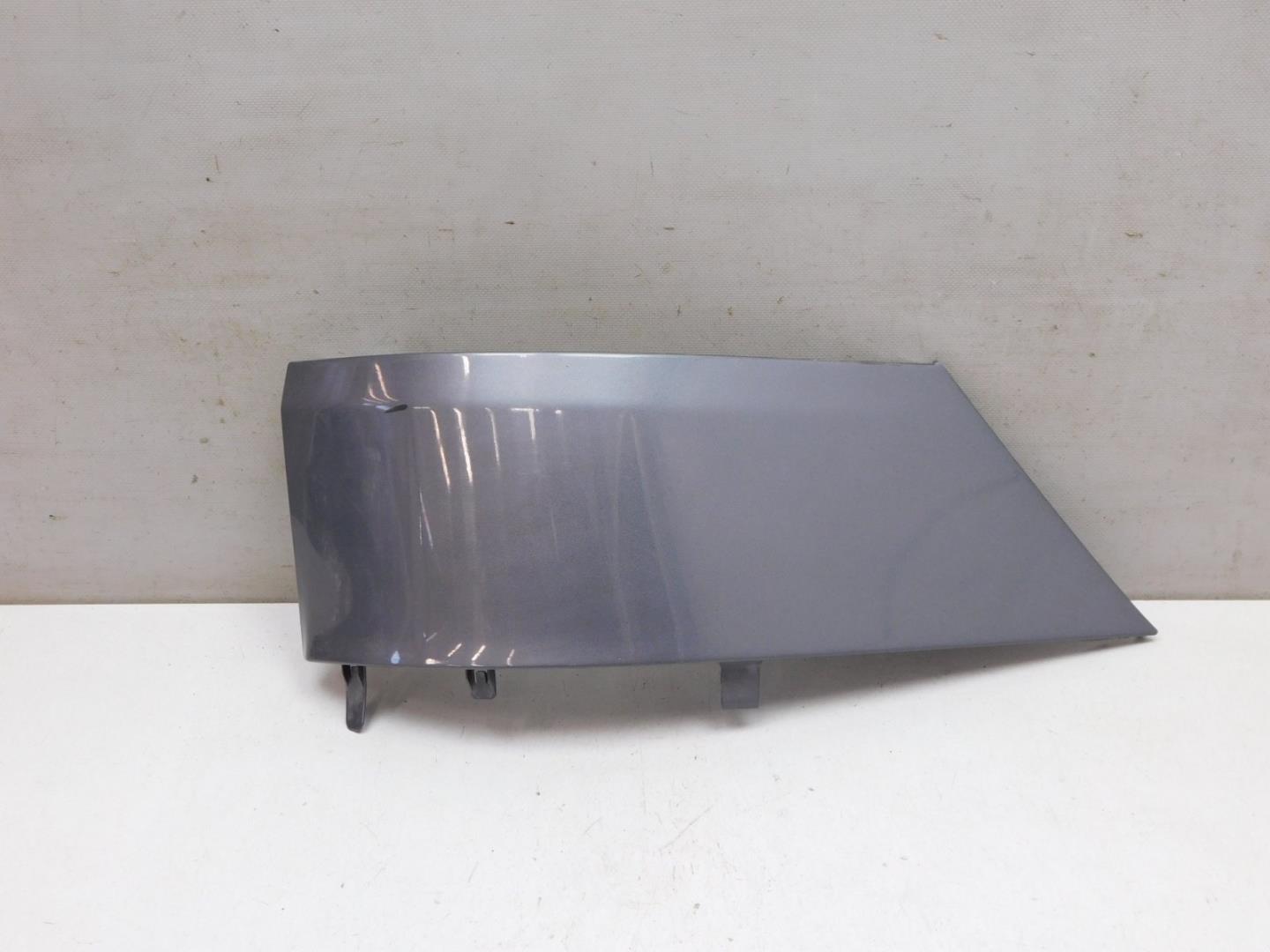 Накладка заднего бампера правая