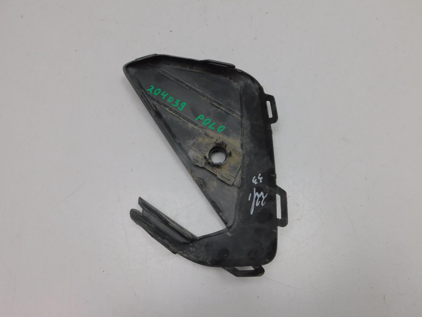 Решетка в бампер правая