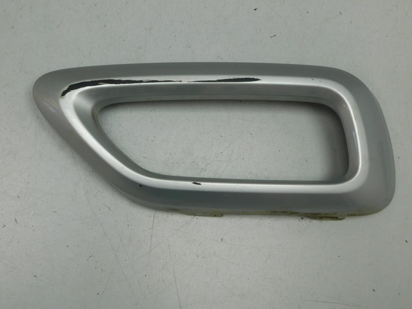 Накладка заднего бампера правая