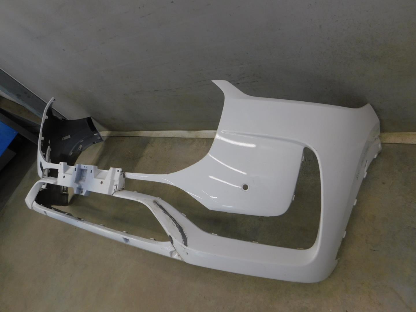 Бампер передний