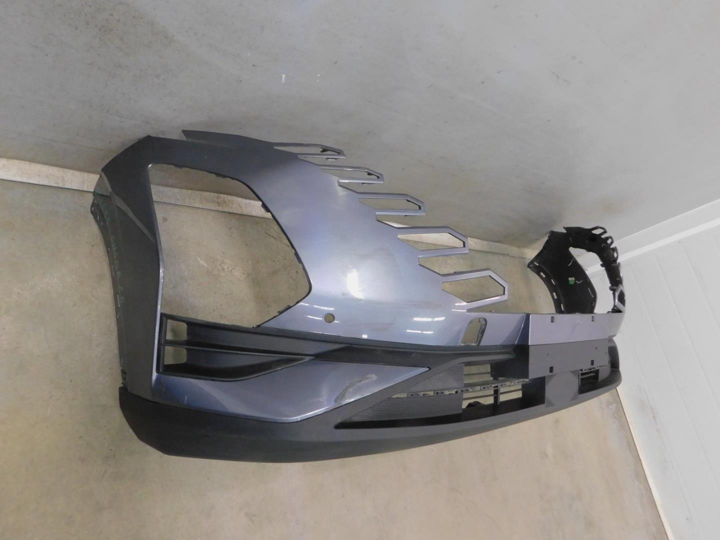 Бампер передний