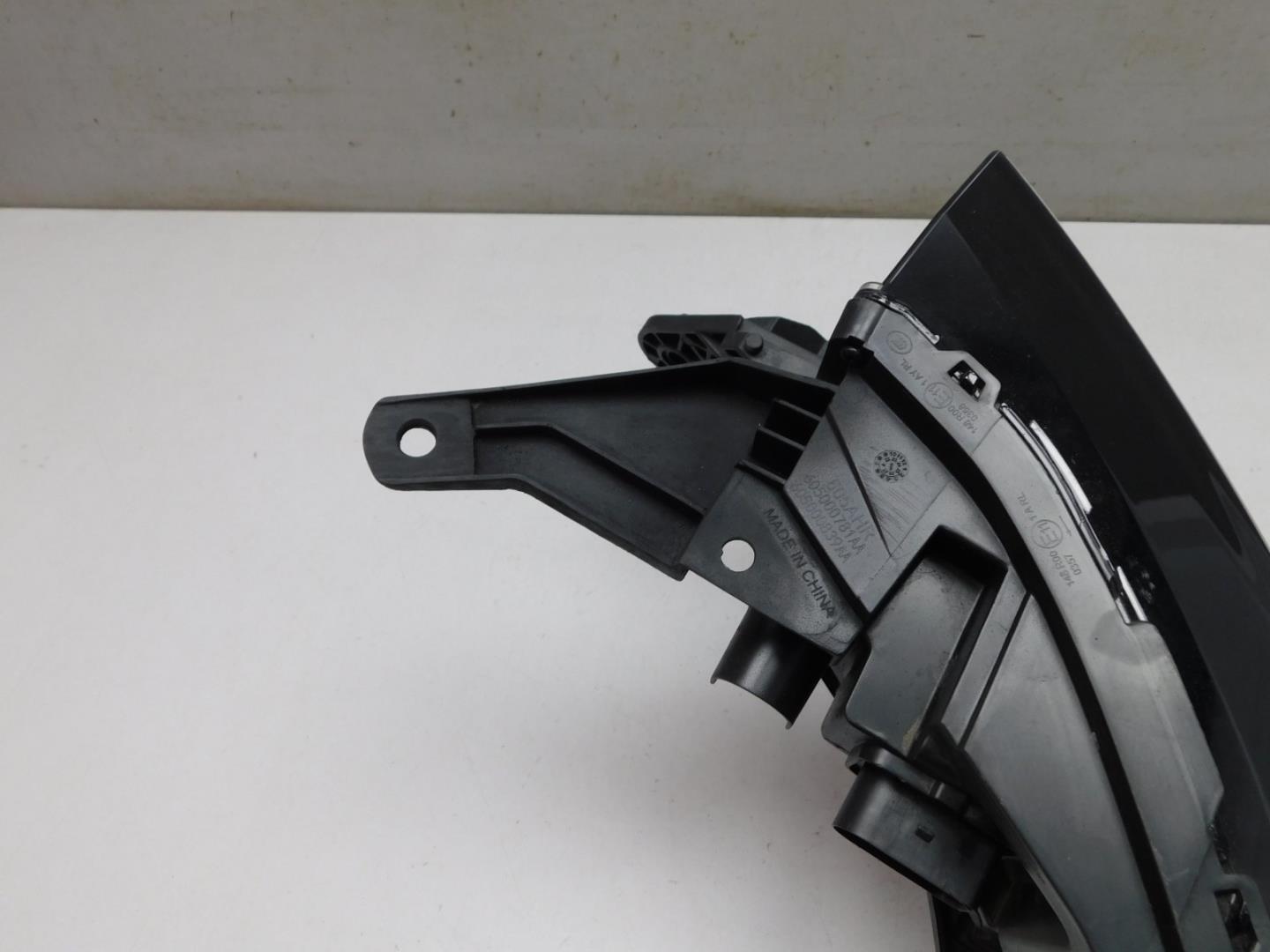 Габарит передний правый