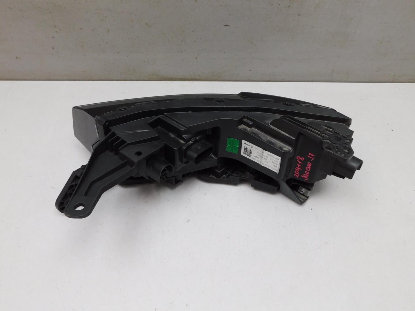 Габарит передний правый