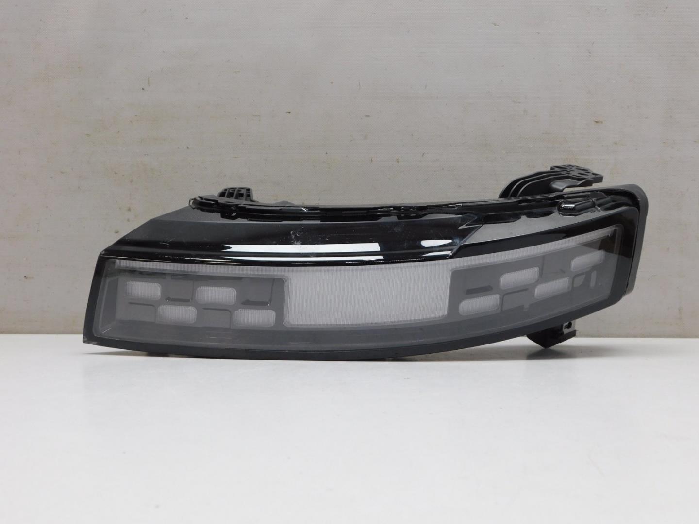 Габарит передний левый