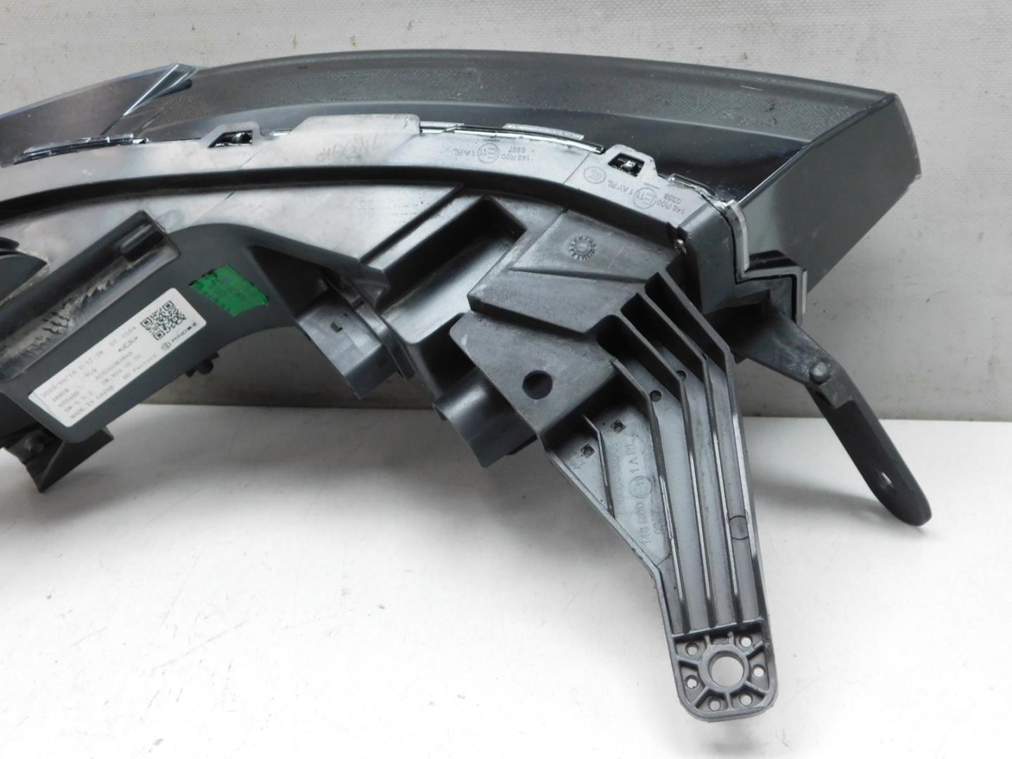 Габарит передний левый