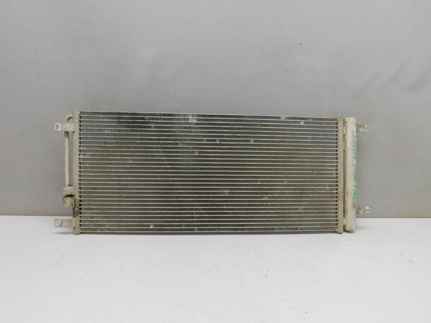 Радиатор кондиционера / конденсер