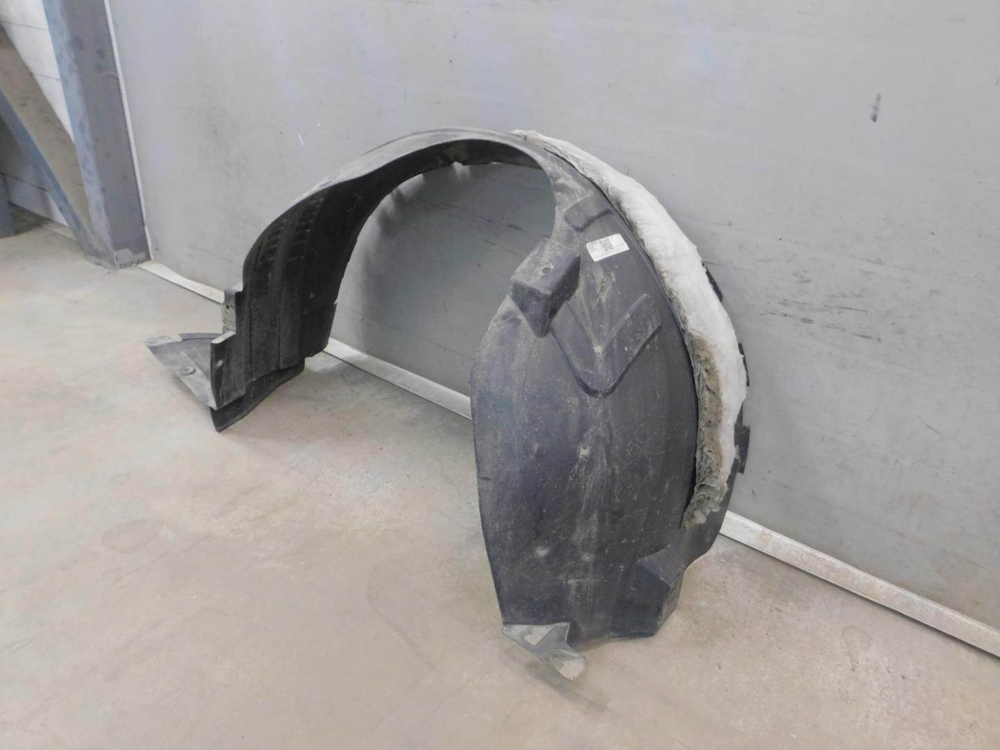 Локер передний правый