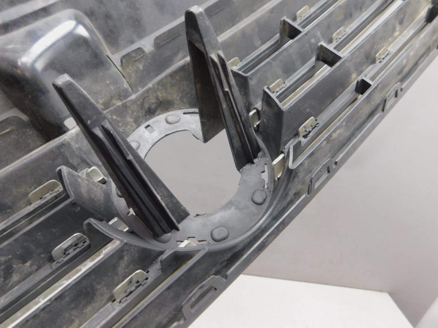 Решетка радиатора