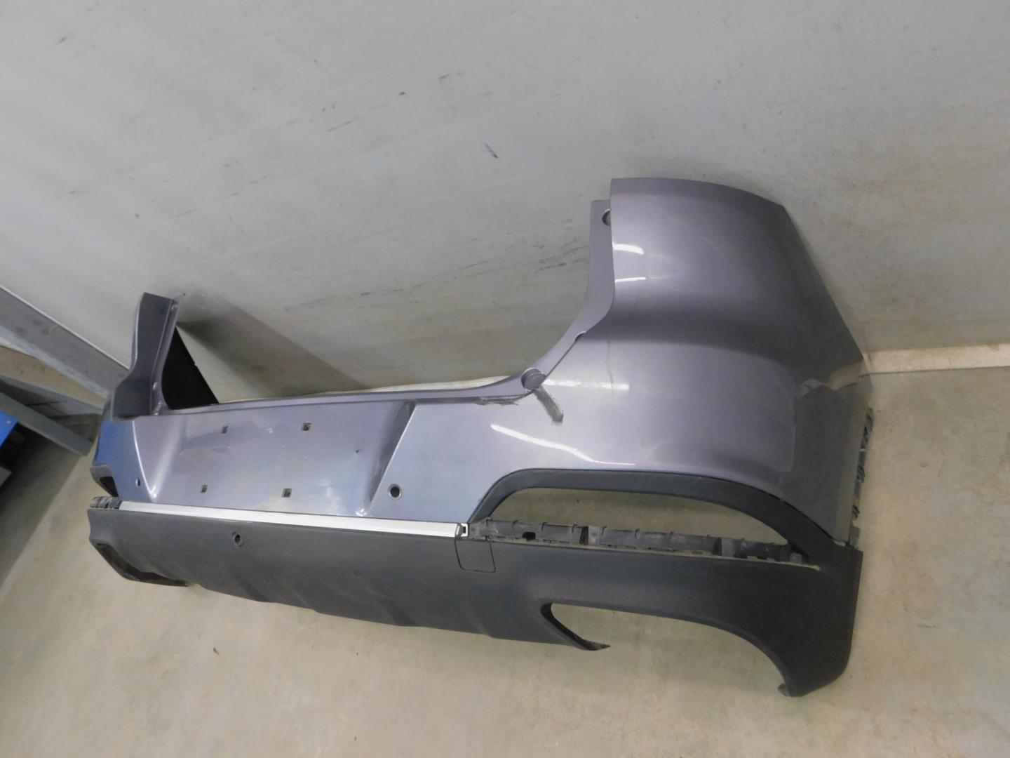 Бампер задний