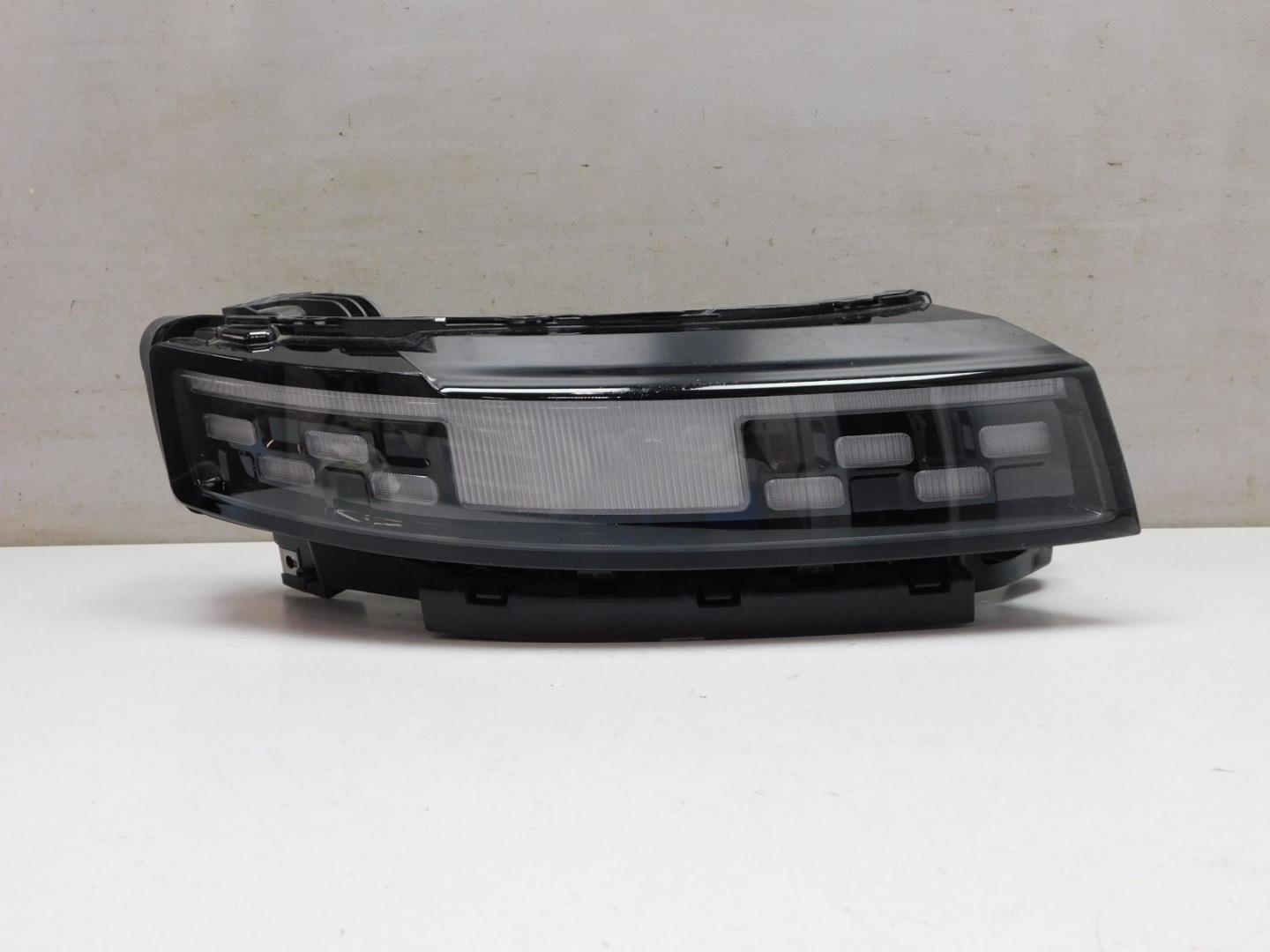 Габарит передний правый