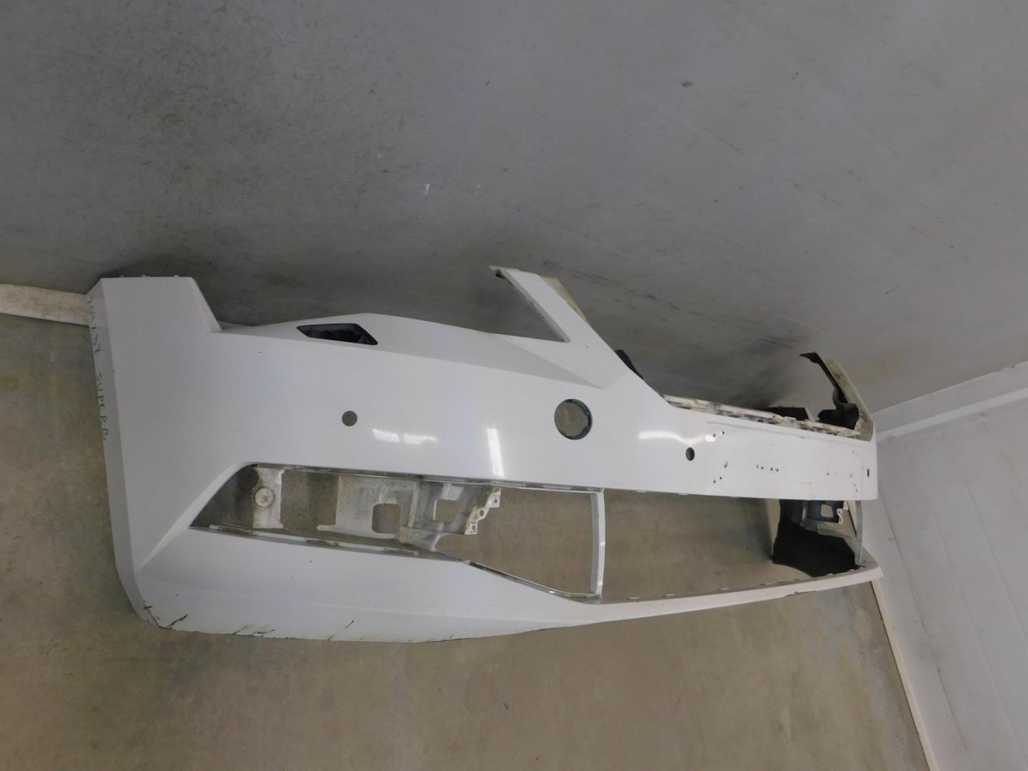 Бампер передний