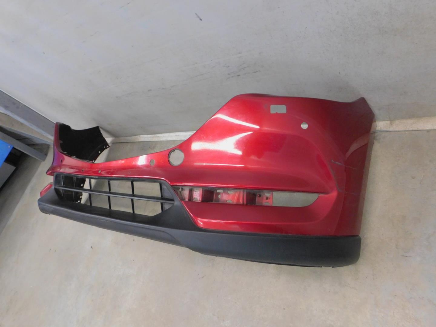 Бампер передний