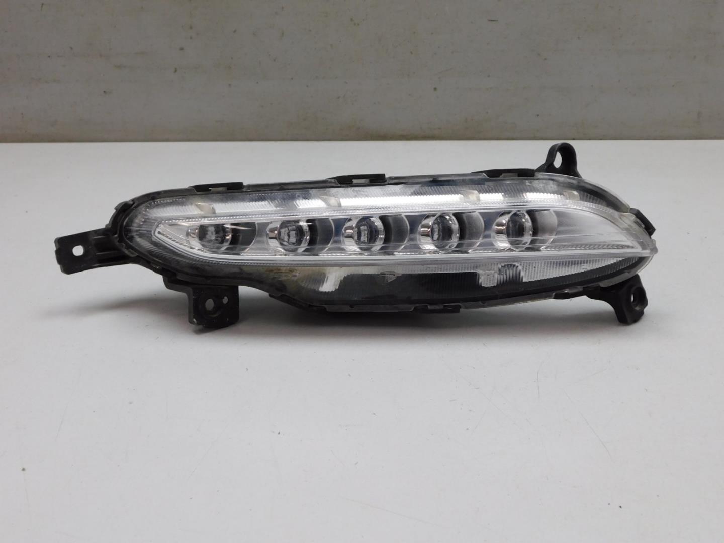 Габарит передний правый