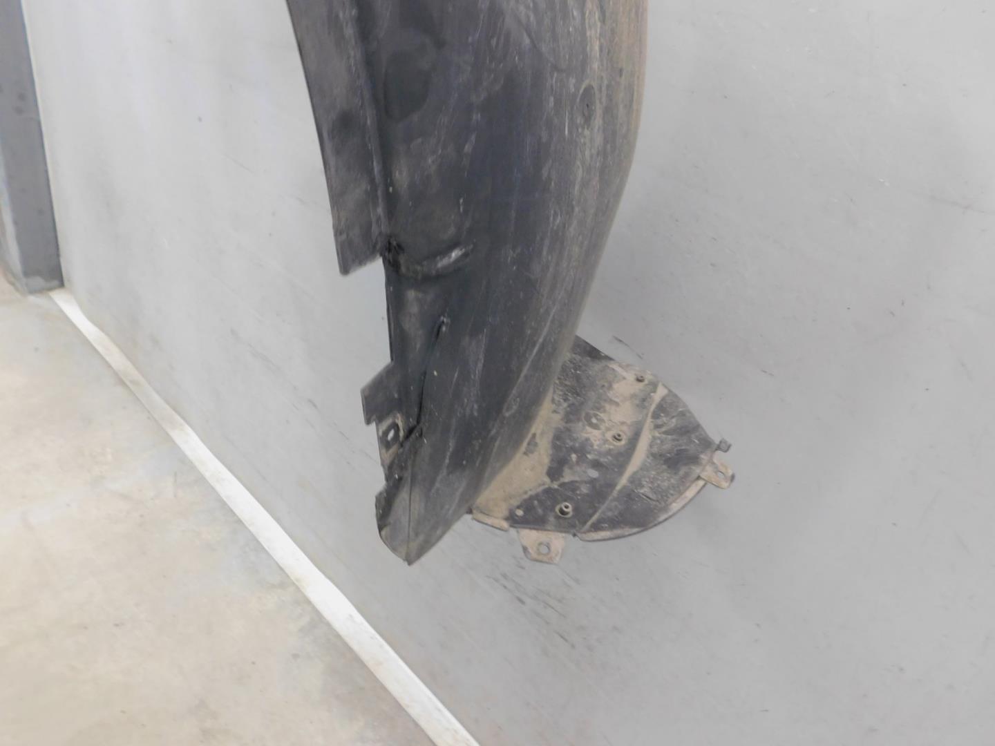 Локер передний правый