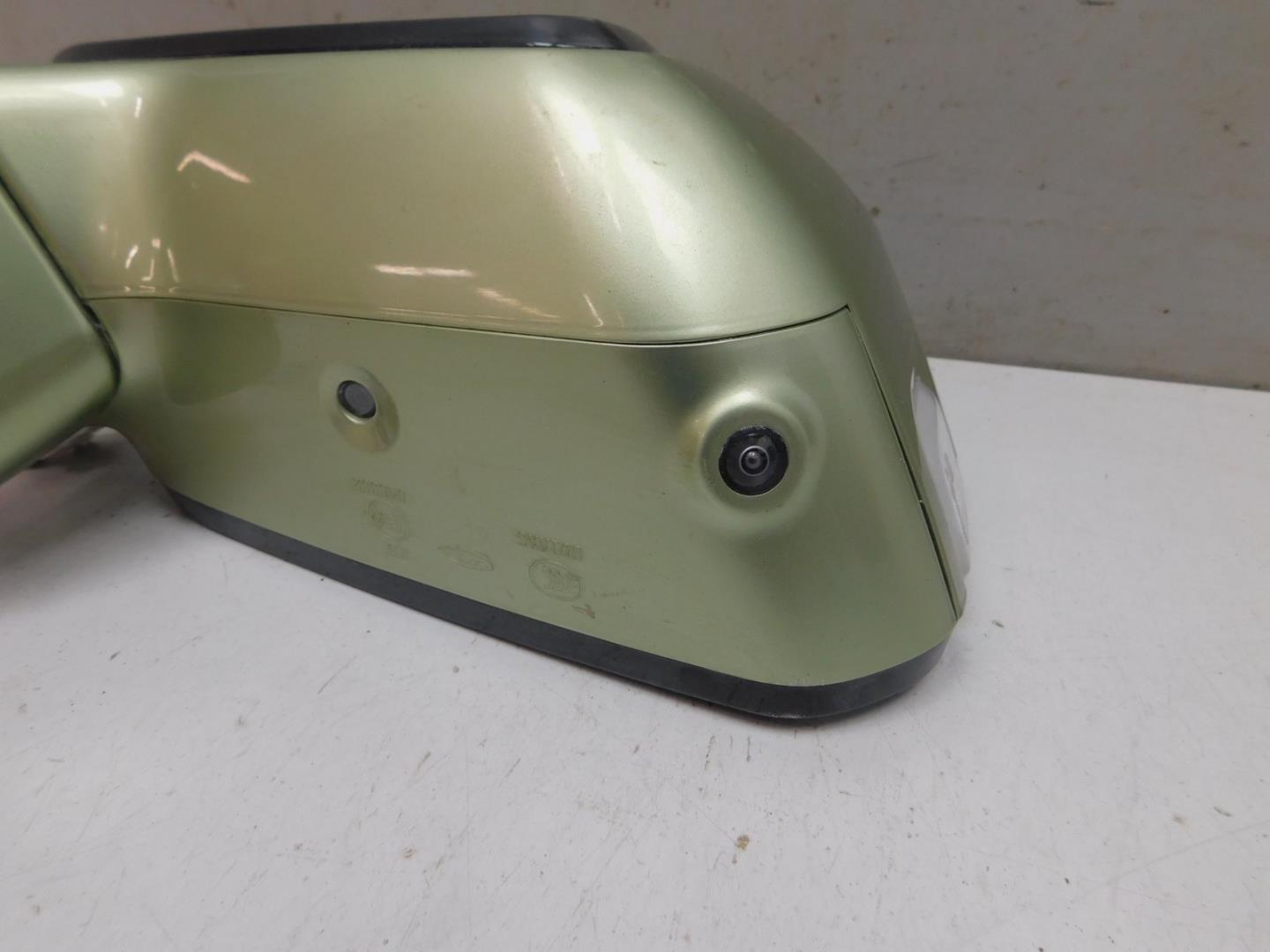 Зеркало левое электрическое