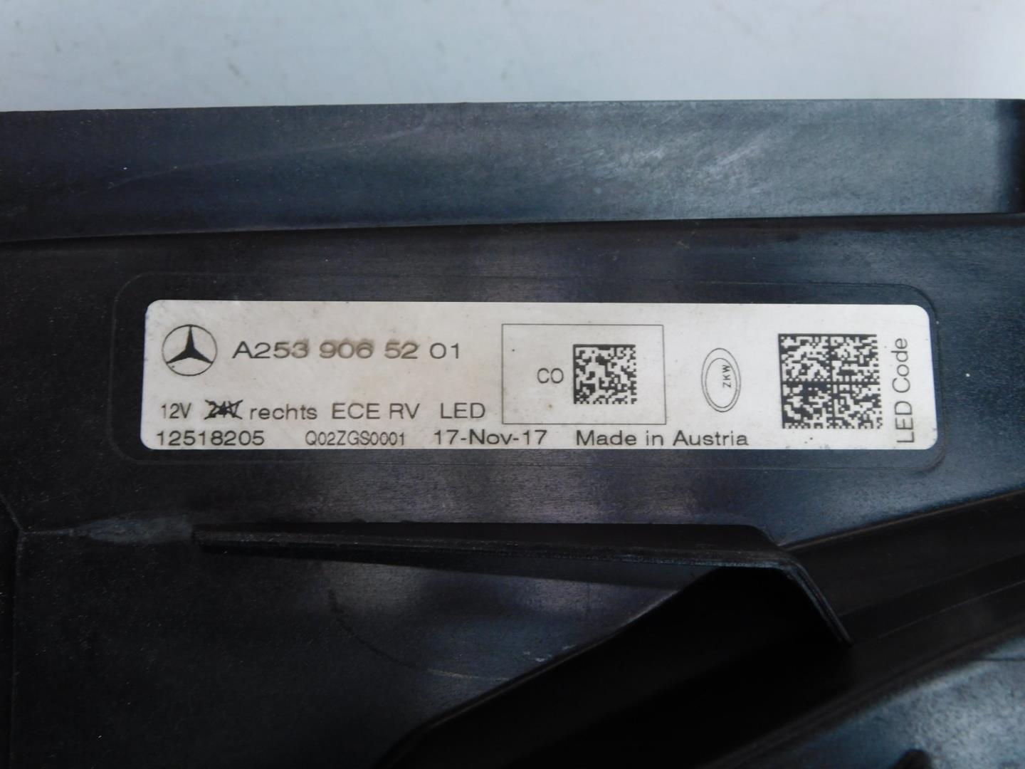 Фара правая