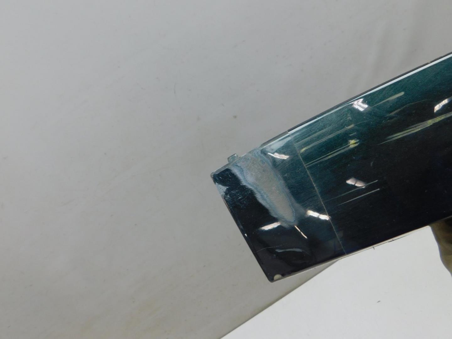 Накладка переднего бампера