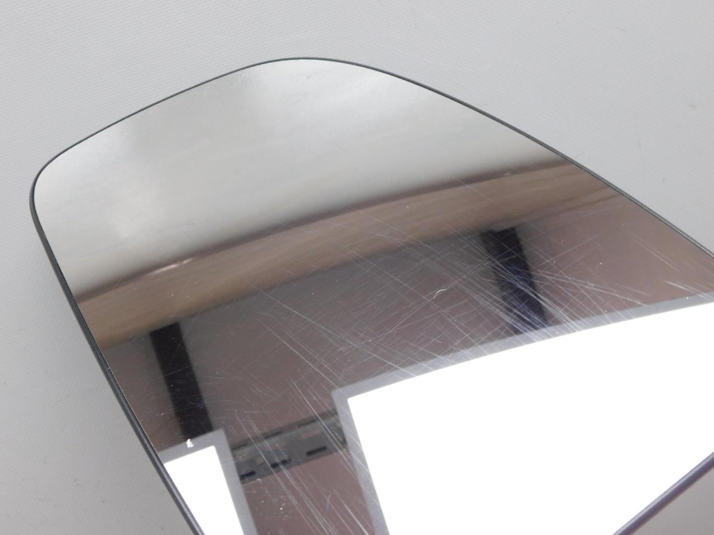 Стекло зеркала электрического правого