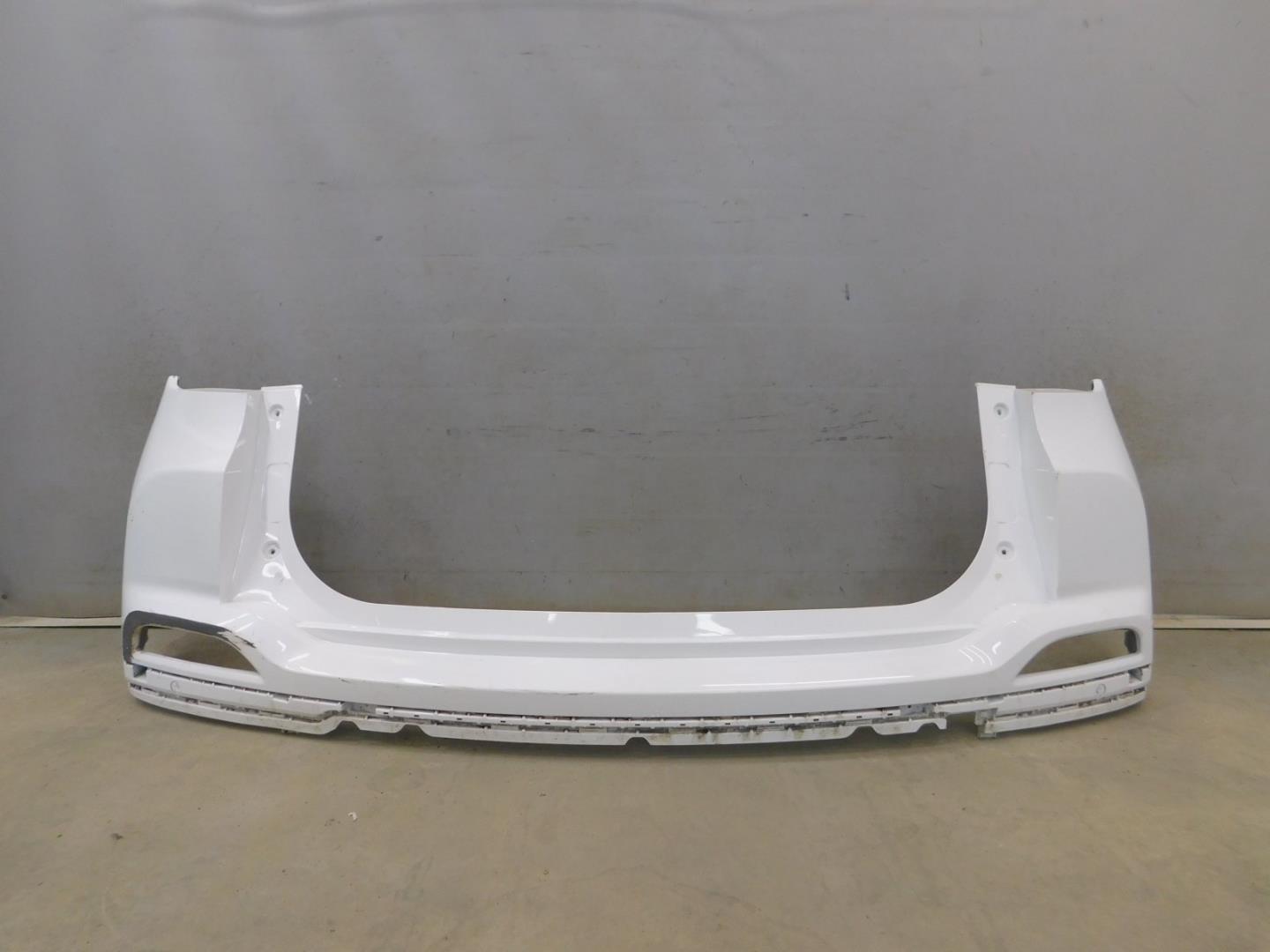 Бампер задний