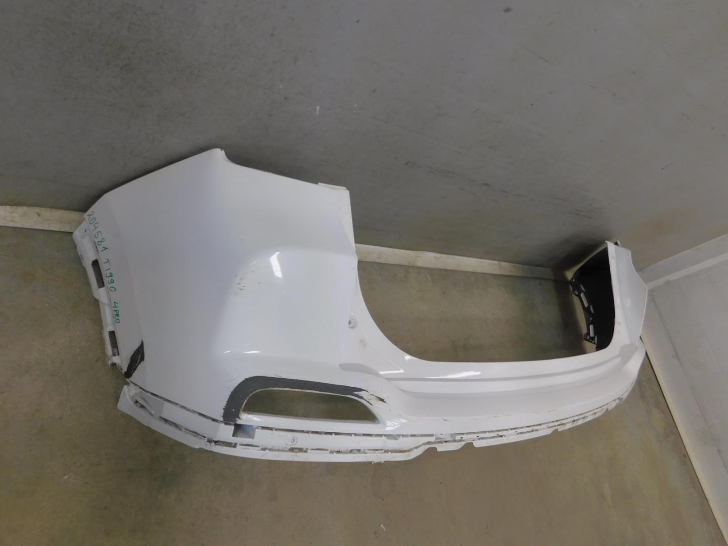 Бампер задний