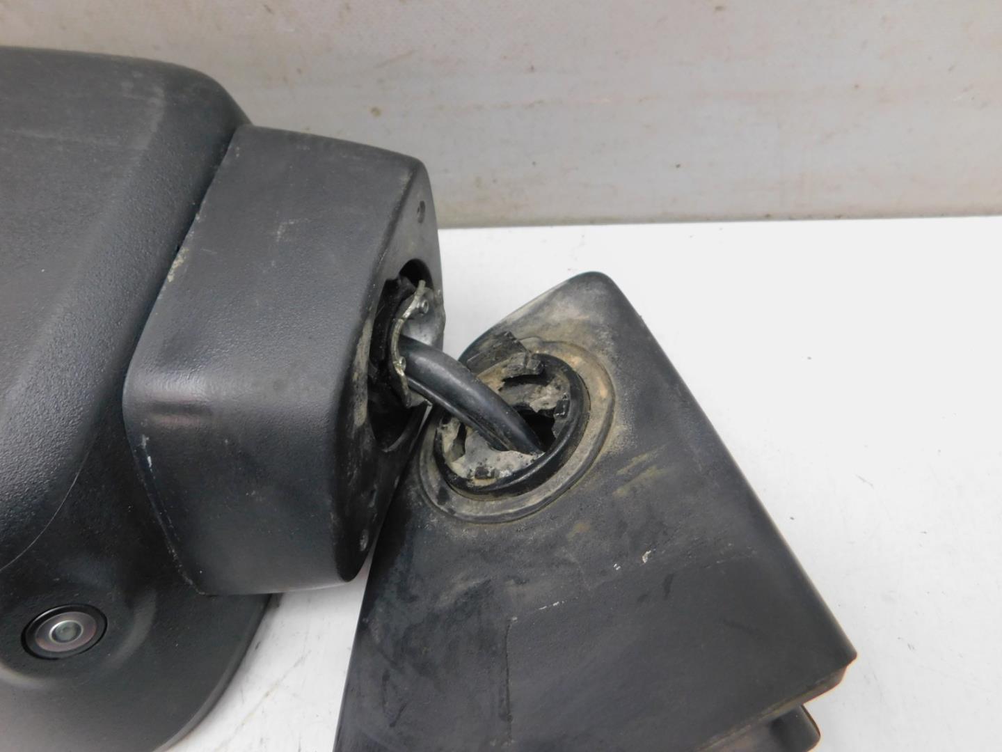 Зеркало правое электрическое