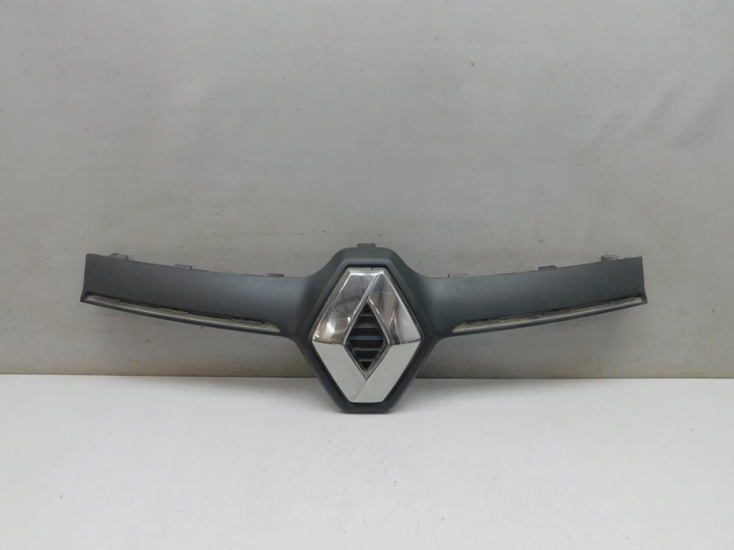 Накладка на решетку радиатора