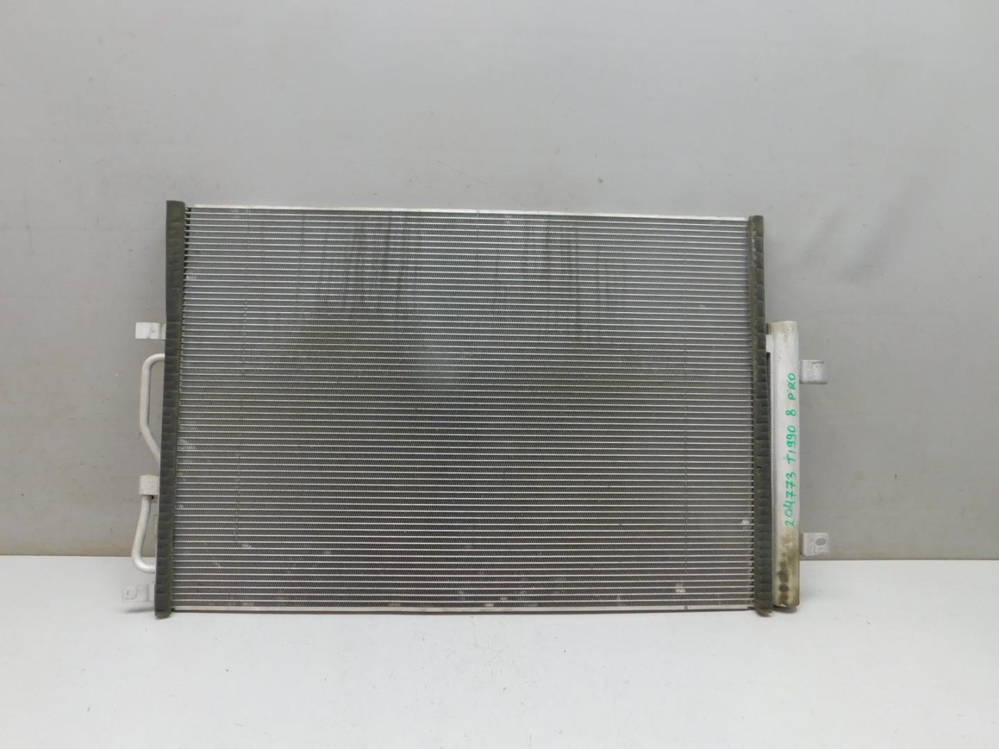Радиатор кондиционера / конденсер